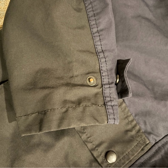 Madewell Women’s Navy and Black Hooded Raincoat - Picture 3 of 5